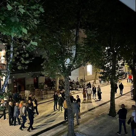 Apartament Center 23 *